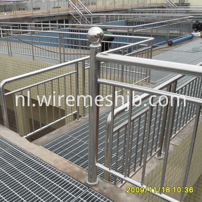 Steel Grating Walkway